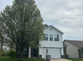 7031 N Stubbington Ln, McCordsville, IN 46055