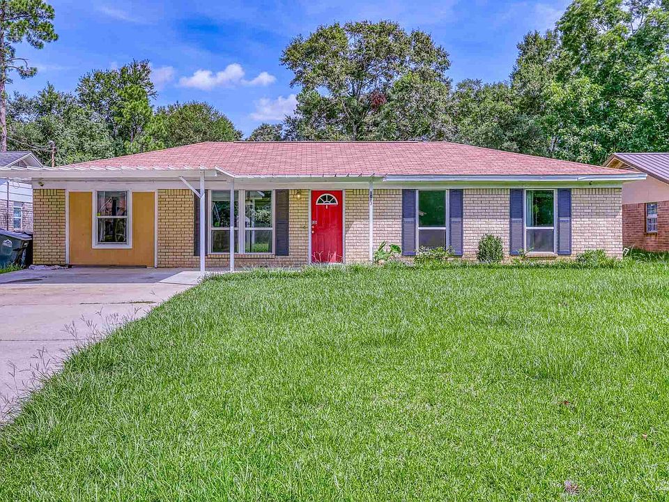 1st image of 1013 Woodbury Pl