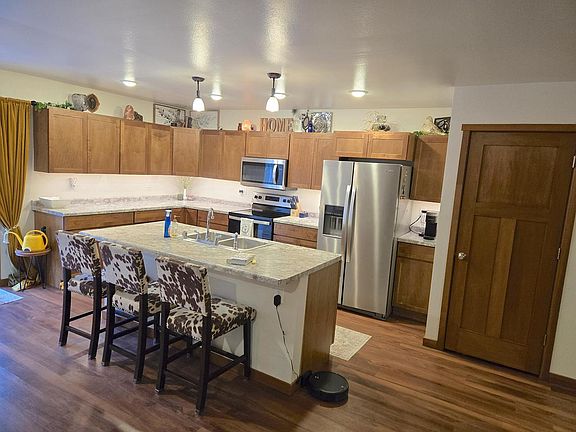 3rd image of 115 Easy STREET