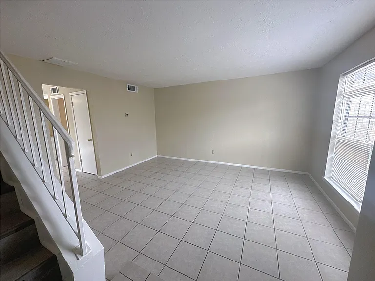 6518 S Briar Bayou Dr — Photo 5