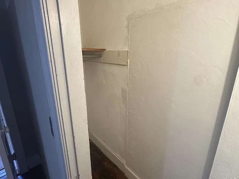 walk in closet