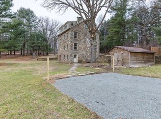 195 E Mill Rd #B, Long Valley, NJ 07853