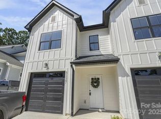 3131 Columbus Cir, Charlotte, NC 28208