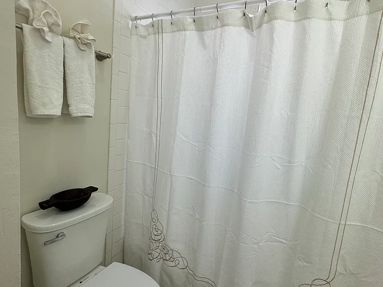 88 S 16th St #2 — Photo 5