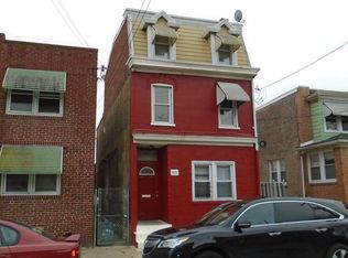 2925 W 3rd St, Chester, PA 19013