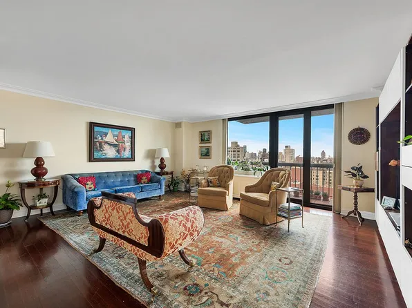 1438 3rd Ave APT 24B, New York, NY 10028