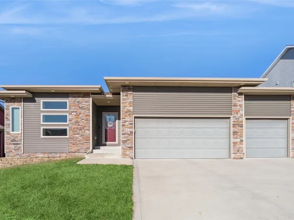 512 4th St SE, Bondurant, IA 50035