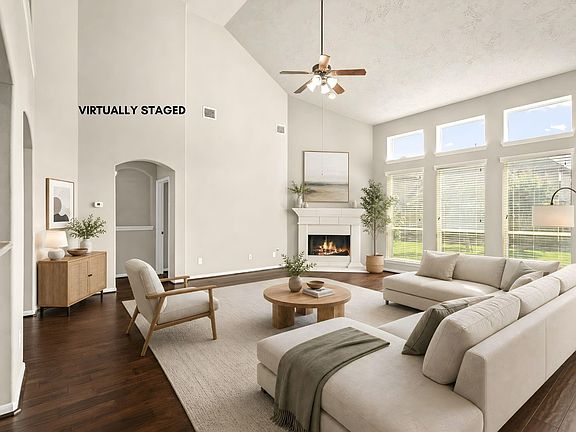 4th image of 5307 Amber Sky Ln