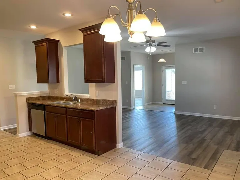 104 Garden Gate Dr — Photo 14