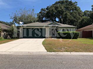 2137 Featherwood Dr W, Jacksonville, FL 32233
