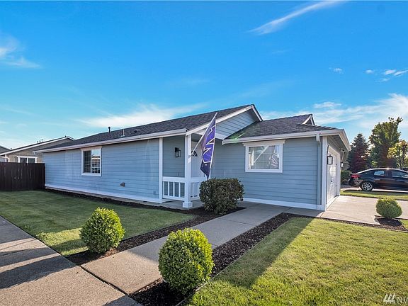 2nd image of 4350 151st Pl NE