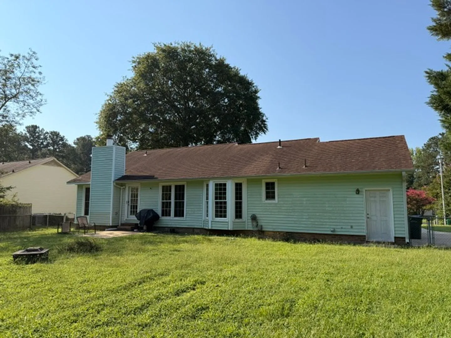 616 Woodmark Drive ~ Woodmark — Photo 2