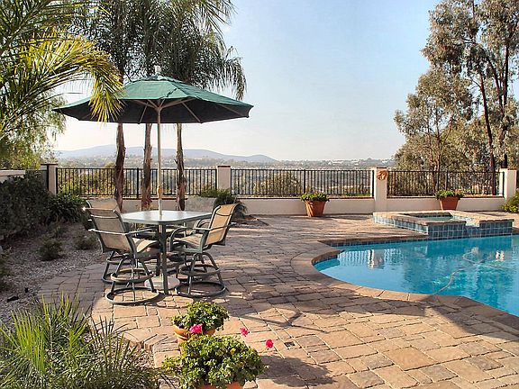 5th image of 14112 Arbolitos Dr