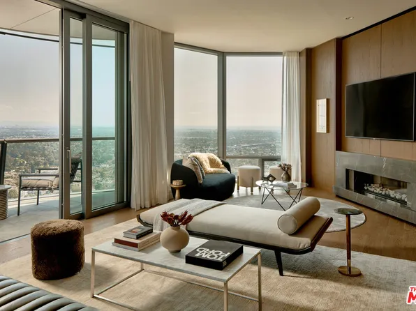 211 Elm Ct #12C, Los Angeles, CA 90067