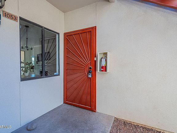 4th image of 750 E NORTHERN Avenue #1053