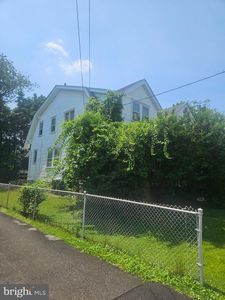 137 High School Rd, Elkins Park, PA, 19027