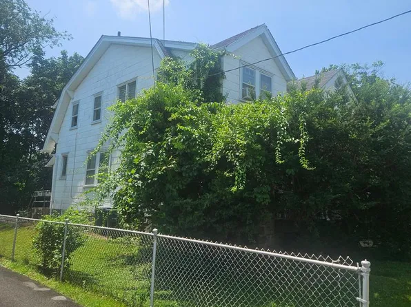 137 High School Rd, Elkins Park, PA 19027