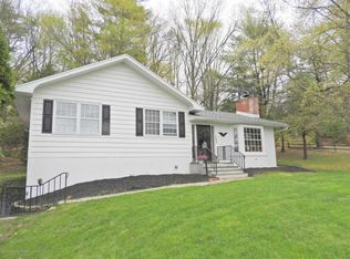 1506 Orien Ln, Stroudsburg, PA 18360