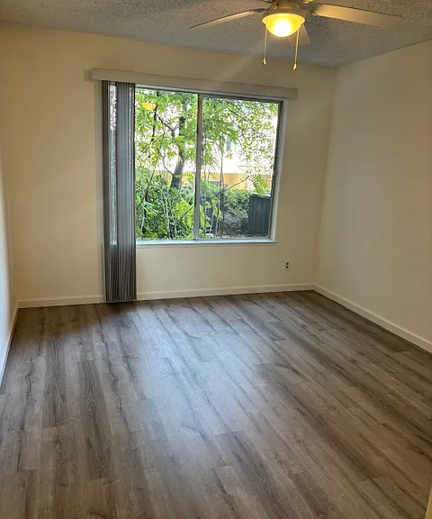 1840 Sequoia Avenue — Photo 23