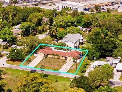2080 Pelton AVE, Naples, FL, 34112