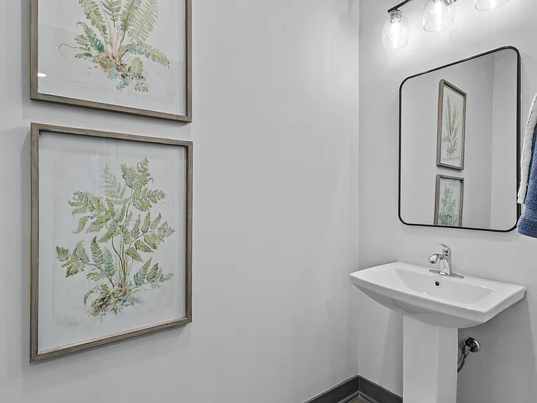 Ashgrove Farms Townhomes — Photo 14