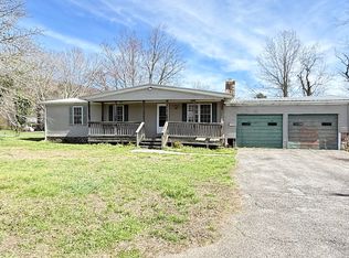 338 4th St, New Castle, VA 24127