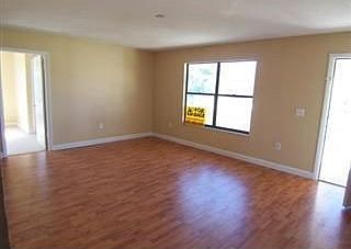 Family room 2