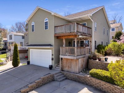 122 Maple AVENUE, Pewaukee, WI, 53072
