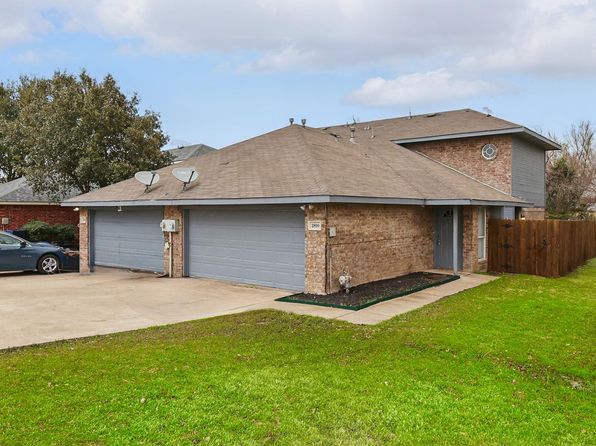 2810 Sunset Strip Ave, Red Oak, TX 75154