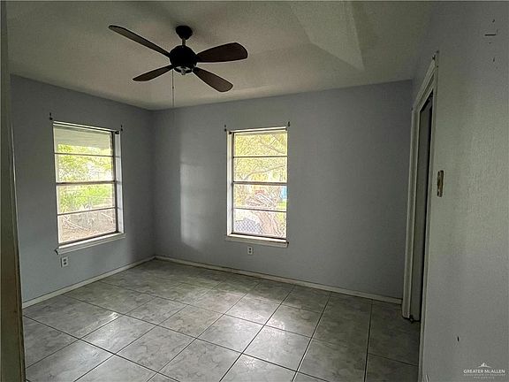 3rd image of 505 Huisache St
