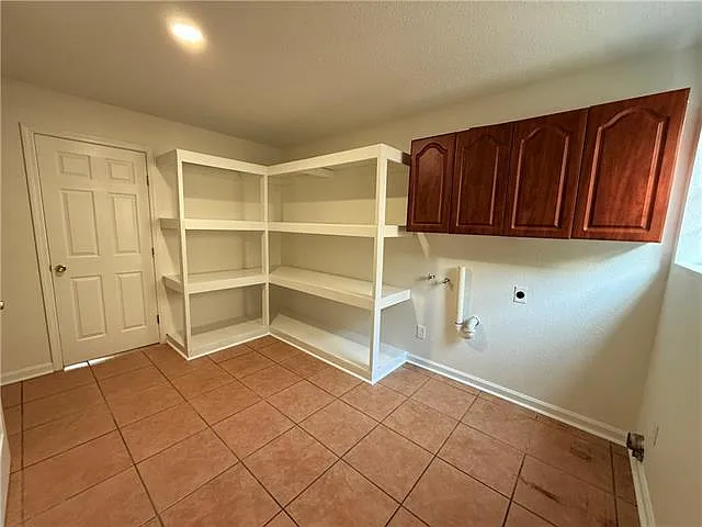 903 E Saint Bernard Hwy — Photo 12