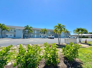 3705 Country Club Blvd APT 7, Cape Coral, FL 33904