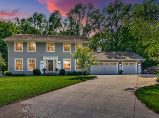6991 Sand Ridge Rd, Eden Prairie, MN 55346
