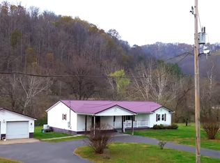 3367 Webb Rd, Crum, WV 25669