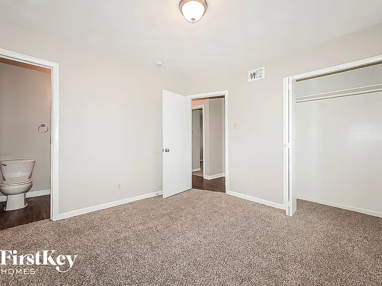3825 Tolbert St — Photo 8