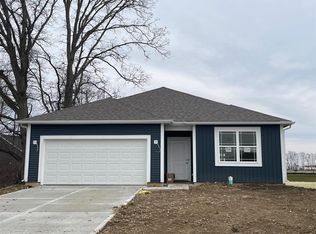 887 Van Buren St, Greenfield, IN 46140