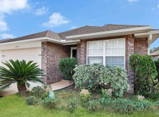 689 Mozingo Ln, Pensacola, FL 32514