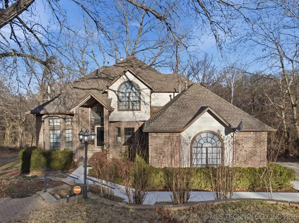 3315 S 72nd West Ave, Tulsa, OK 74107