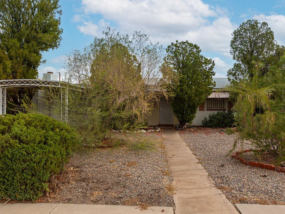 1st image of 624 Ortiz Dr SE