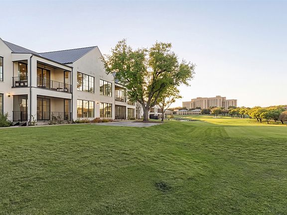 5th image of 320 Oconnor Ridge Blvd #22