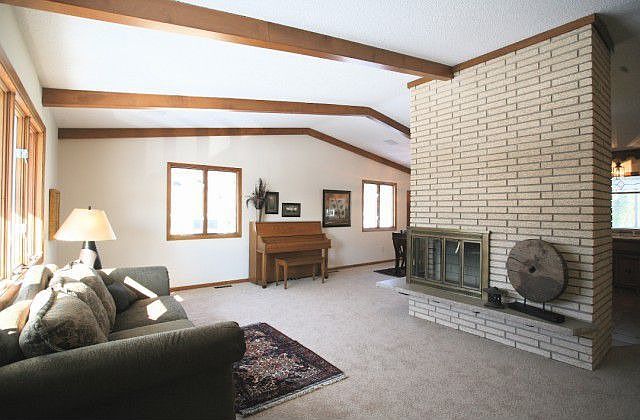 Dramatic Vaults