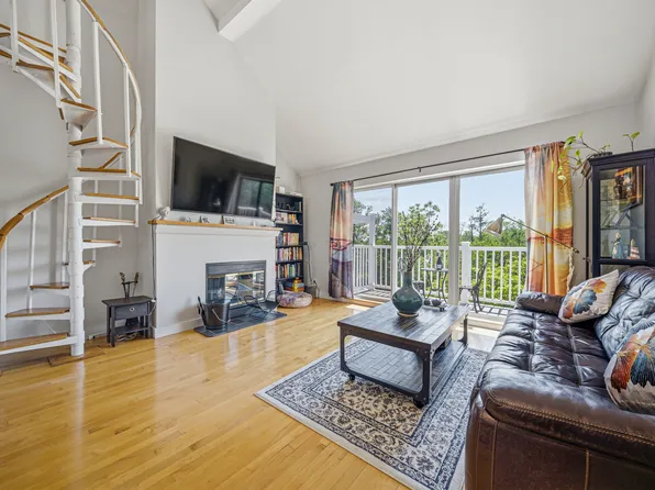 20 Ship Ave, Medford, MA