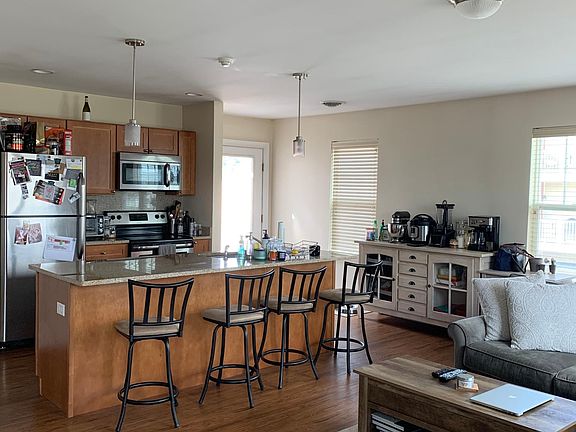 2nd image of 3 Hampstead Pl APT 320