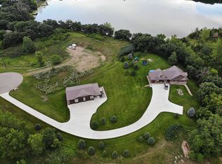 19563 226th St, Richmond, MN 56368