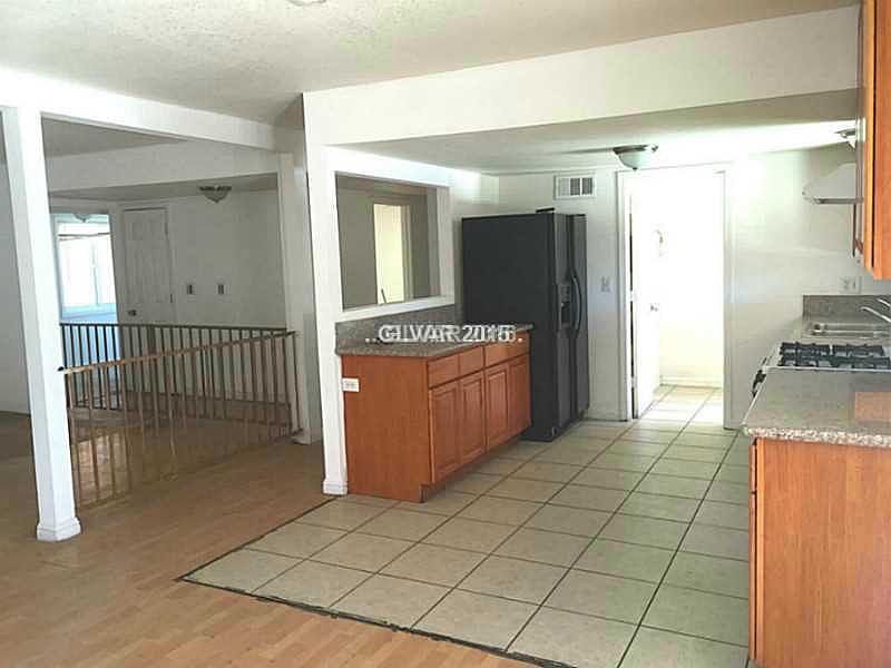 1st image of 4405 Cinderella Ln