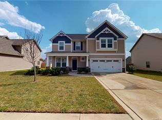 191 Tipperary St, Raeford, NC 28376