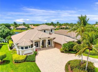 8416 Mallow Ln, Naples, FL 34113