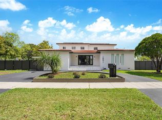 Minona Gardens, Miami, FL 33125