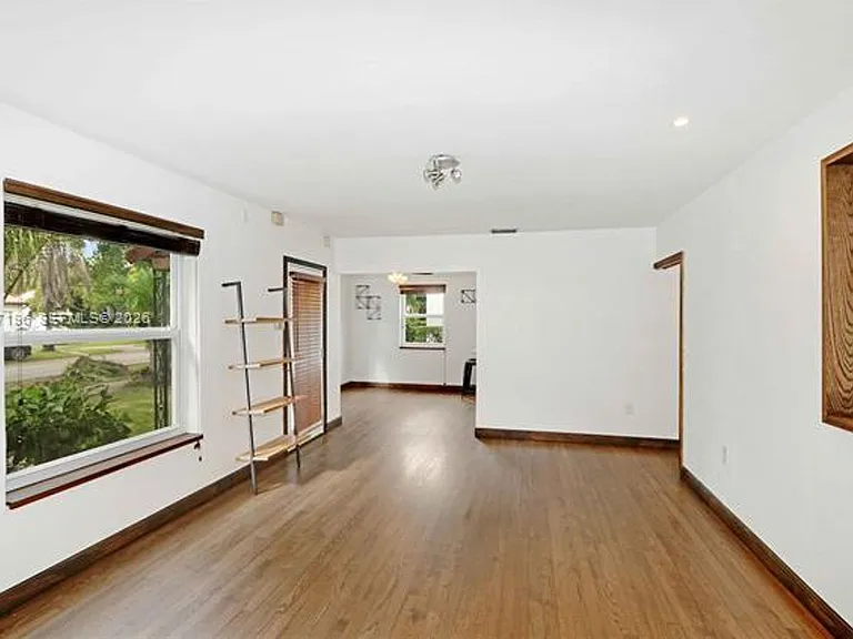221 Camilo Ave #221 — Photo 3