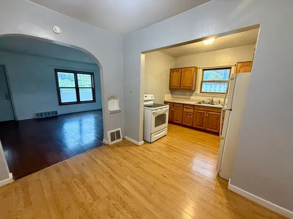 515 W Strowbridge St, Wausau, WI 54401